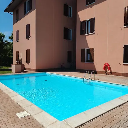 شقة Fiordaliso سيرمِيوني